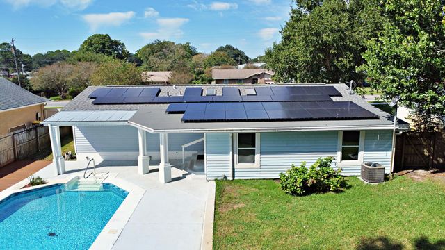 25 NW Memorial Parkway, Fort Walton Beach, FL 32548