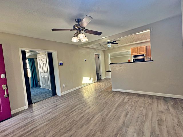 25 NW Memorial Parkway, Fort Walton Beach, FL 32548