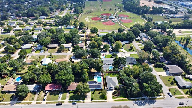 25 NW Memorial Parkway, Fort Walton Beach, FL 32548