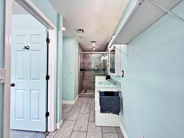 25 NW Memorial Parkway, Fort Walton Beach, FL 32548