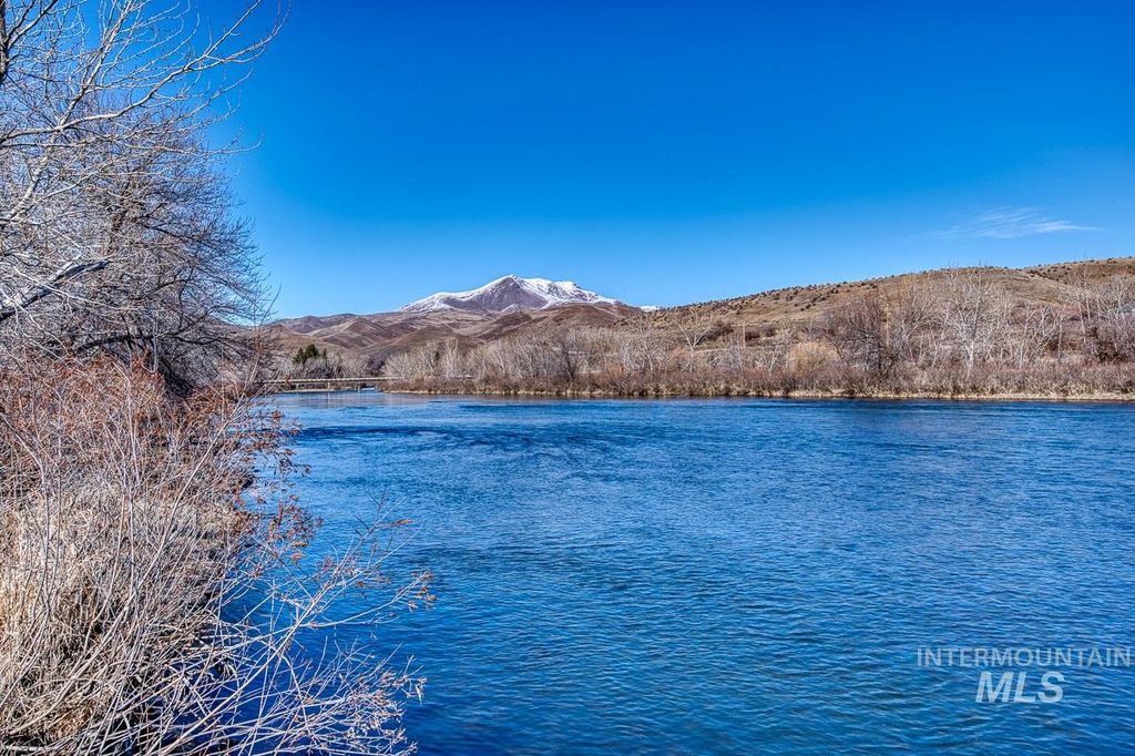 3830 Birch Lane, Emmett, ID 83617