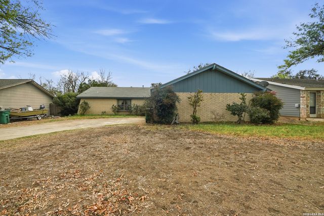 5018 Las Campanas, San Antonio, TX 78233