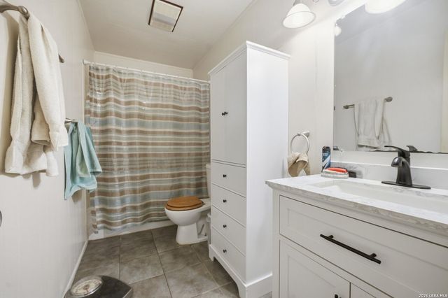 5018 Las Campanas, San Antonio, TX 78233