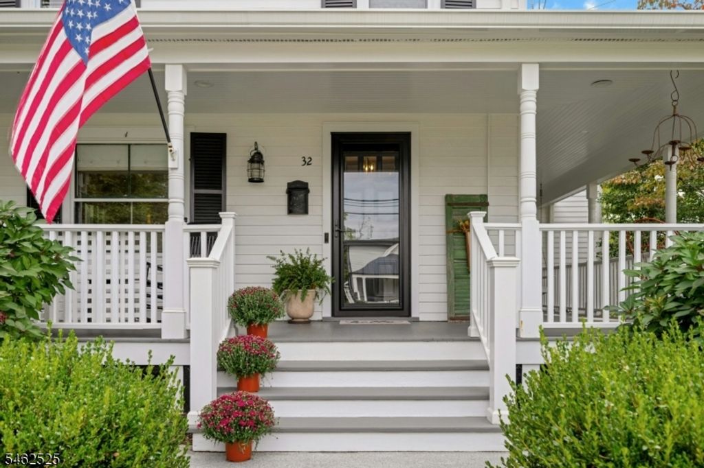 32 W Main St, Mendham Boro, NJ 07945 — photo 3