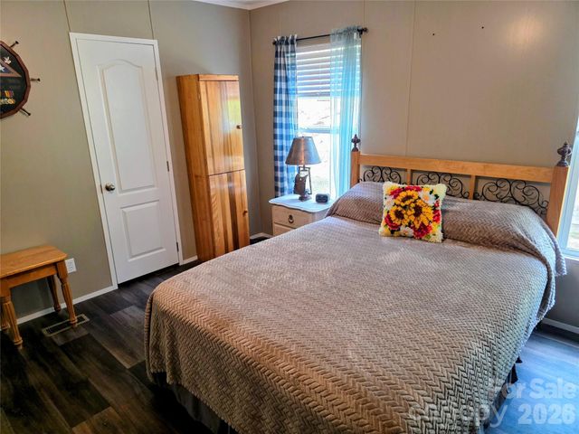 30 Evergreen Road, Burnsville, NC 28714