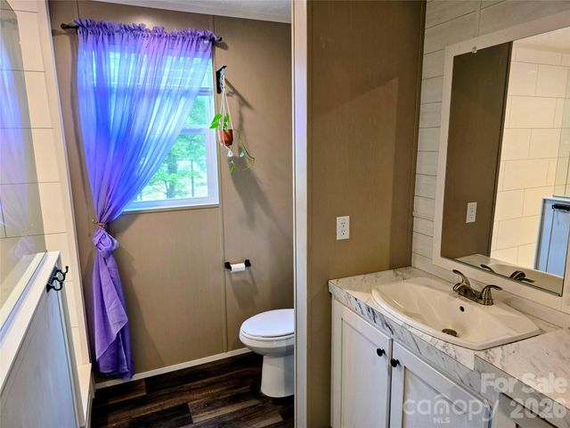 30 Evergreen Road, Burnsville, NC 28714