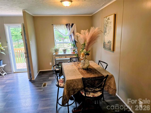 30 Evergreen Road, Burnsville, NC 28714