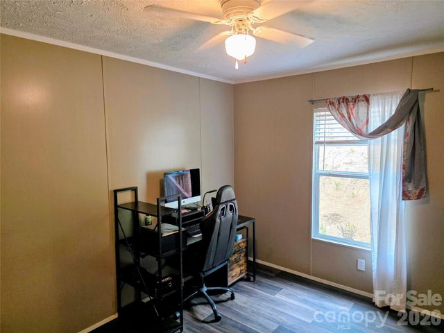 30 Evergreen Road, Burnsville, NC 28714