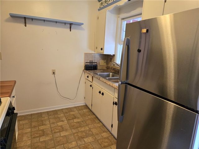 110 High Street, Avon, NY 14414