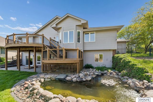 4908 Shoreline Circle, Bellevue, NE 68133
