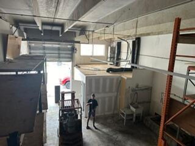 1750 W 39th Place 1005, Hialeah, FL 33012