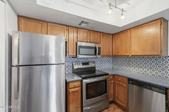 4545 N 67TH Avenue 2420, Phoenix, AZ 85033