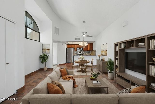 4545 N 67TH Avenue 2420, Phoenix, AZ 85033