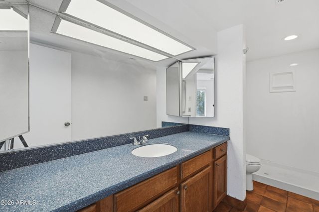 4545 N 67TH Avenue 2420, Phoenix, AZ 85033