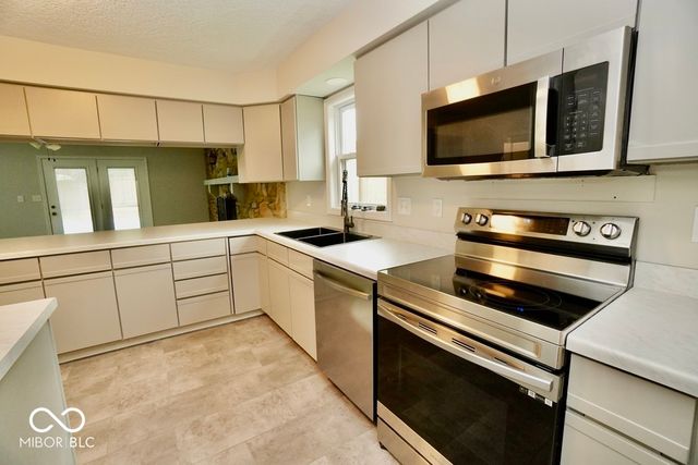 5331 Birch Lane, Greenwood, IN 46143