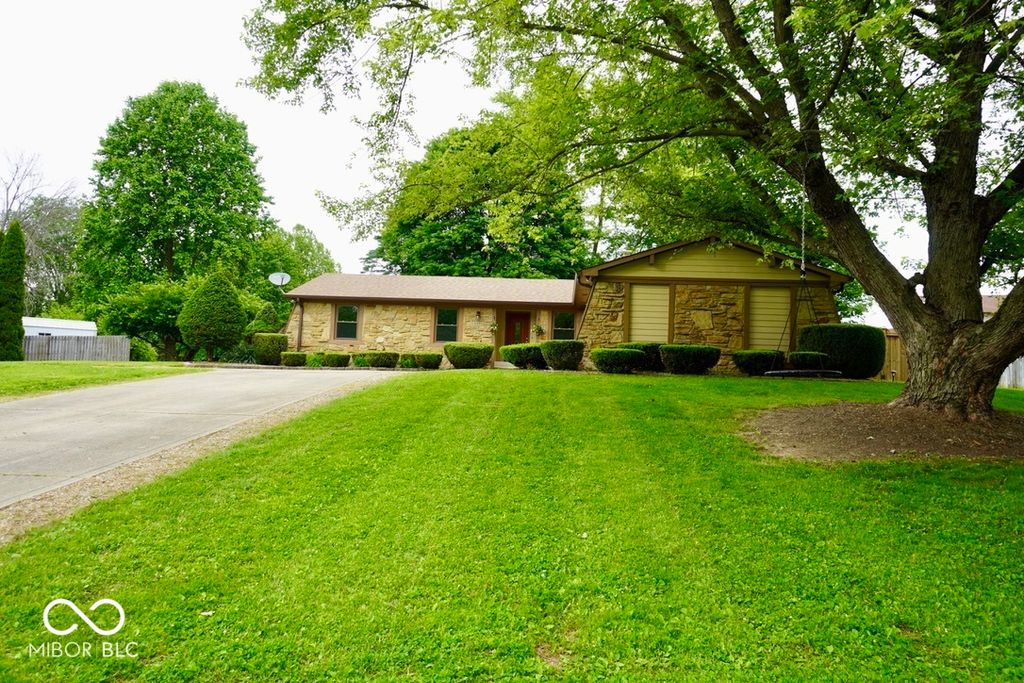 5331 Birch Lane, Greenwood, IN 46143