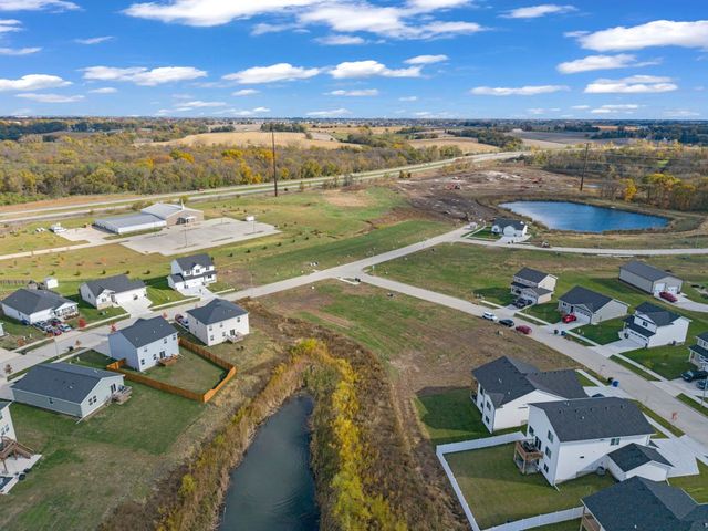5684 Brookview Avenue, Des Moines, IA 50317