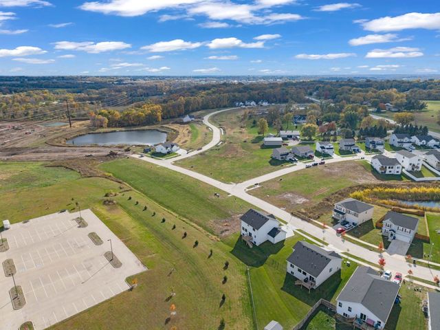 5684 Brookview Avenue, Des Moines, IA 50317