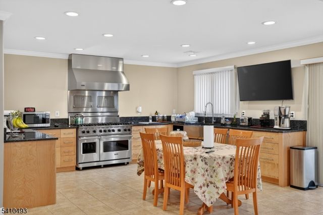 1109 Overlook Ter, Union Twp., NJ 07083