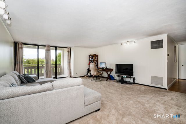 1 Gold Street 4A, Hartford, CT 06103