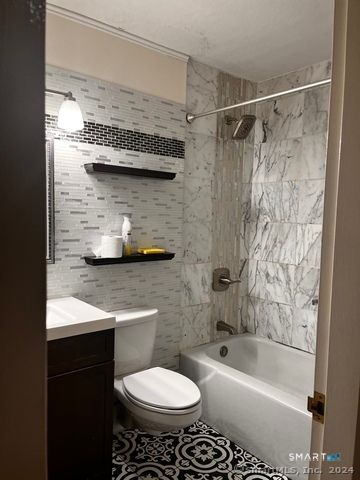 1 Gold Street 4A, Hartford, CT 06103