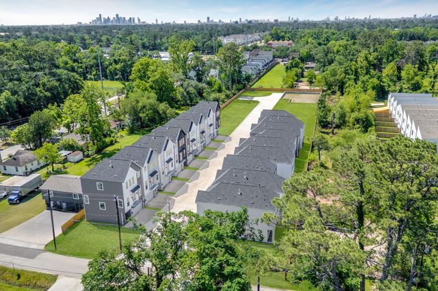 5832 Highland Sun Lane, Houston, TX 77091