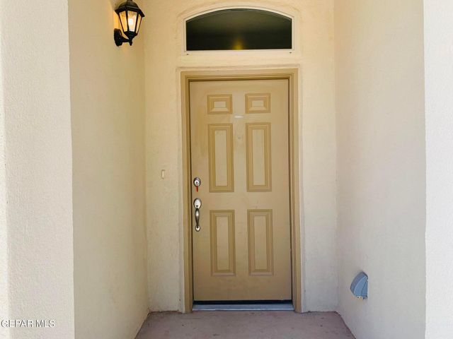 3837 LOMA CRISTOBAL, El Paso, TX 79938