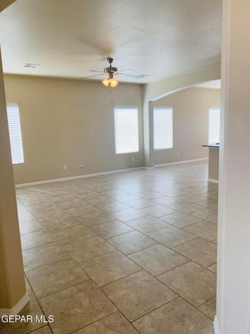 3837 LOMA CRISTOBAL, El Paso, TX 79938