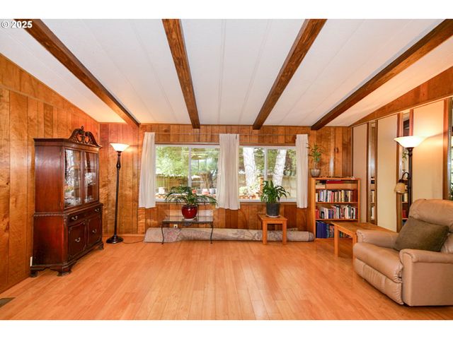 1411 Nw 9TH Ct, Mc Minnville, OR 97128