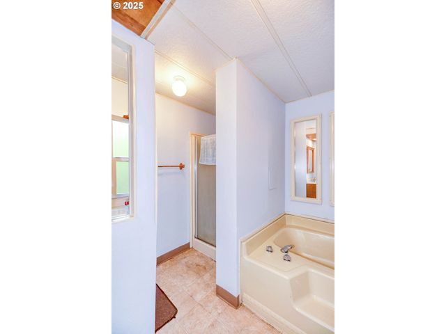 1411 Nw 9TH Ct, Mc Minnville, OR 97128