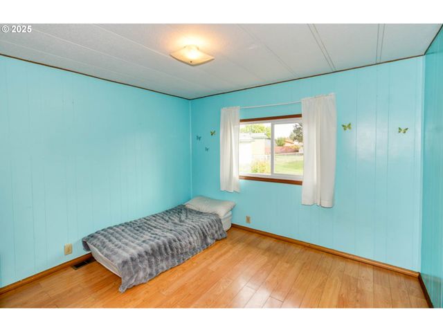 1411 Nw 9TH Ct, Mc Minnville, OR 97128