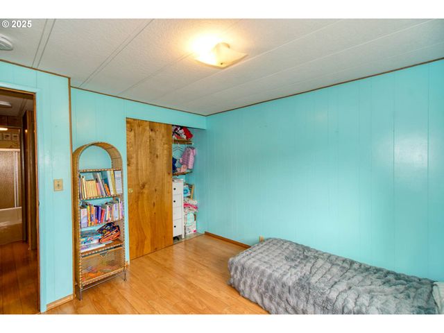 1411 Nw 9TH Ct, Mc Minnville, OR 97128