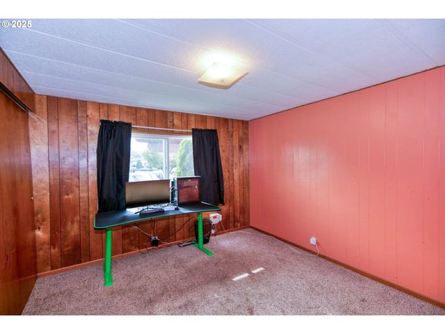 1411 Nw 9TH Ct, Mc Minnville, OR 97128