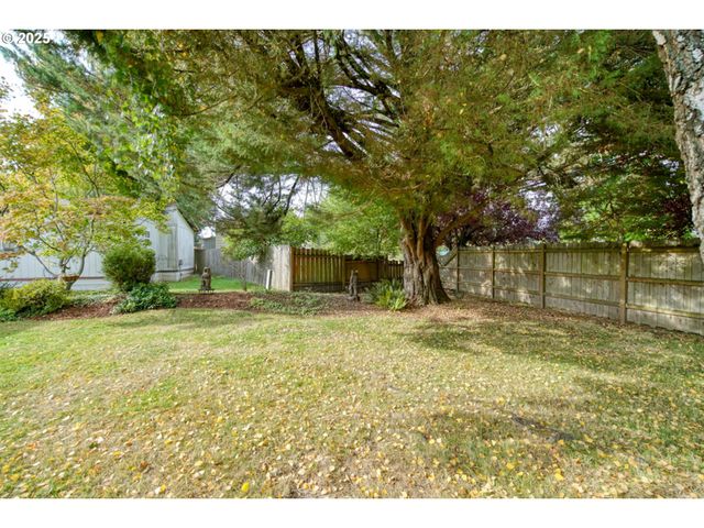 1411 Nw 9TH Ct, Mc Minnville, OR 97128