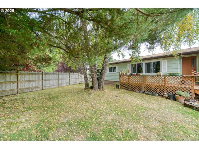 1411 Nw 9TH Ct, Mc Minnville, OR 97128