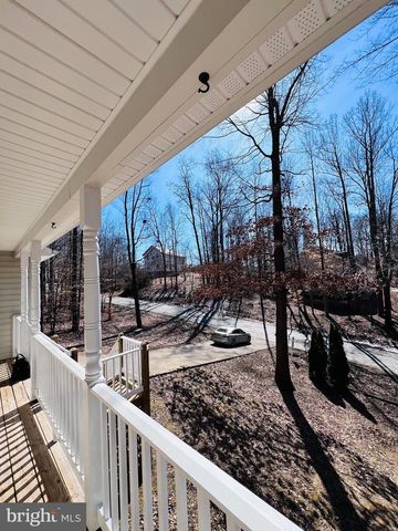 6193 WHEELER DR, King George, VA 22485