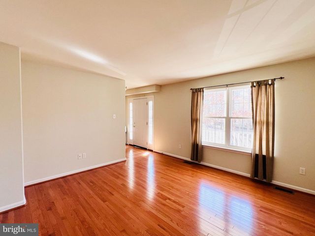 6193 WHEELER DR, King George, VA 22485