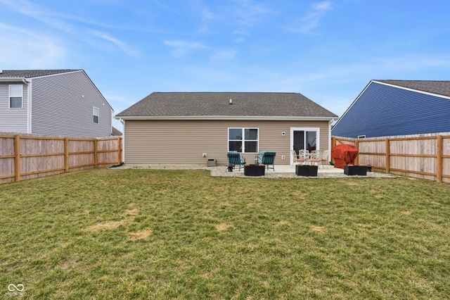 1483 Pine Bark Lane, Sheridan, IN 46069