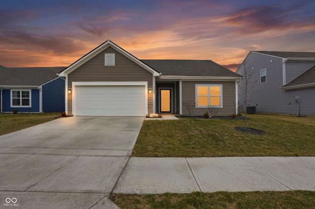 1483 Pine Bark Lane, Sheridan, IN 46069