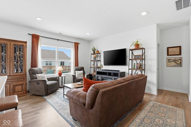 1483 Pine Bark Lane, Sheridan, IN 46069