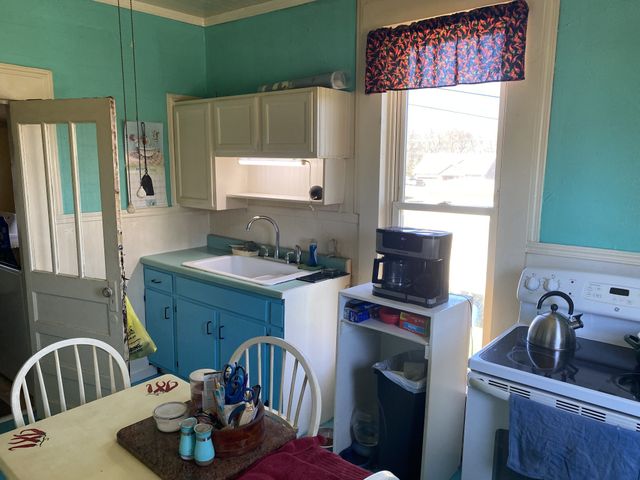 107 Twin Oaks Dr, Bell Buckle, TN 37020