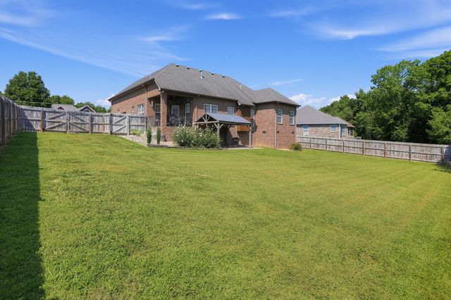 3007 Hollowfield Ln, Greenbrier, TN 37073