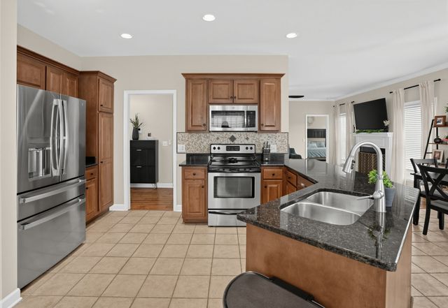 3007 Hollowfield Ln, Greenbrier, TN 37073