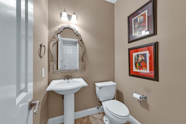 10904 Sycamore Drive N, La Porte, TX 77571
