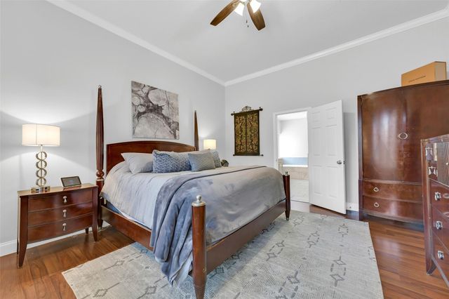 10904 Sycamore Drive N, La Porte, TX 77571