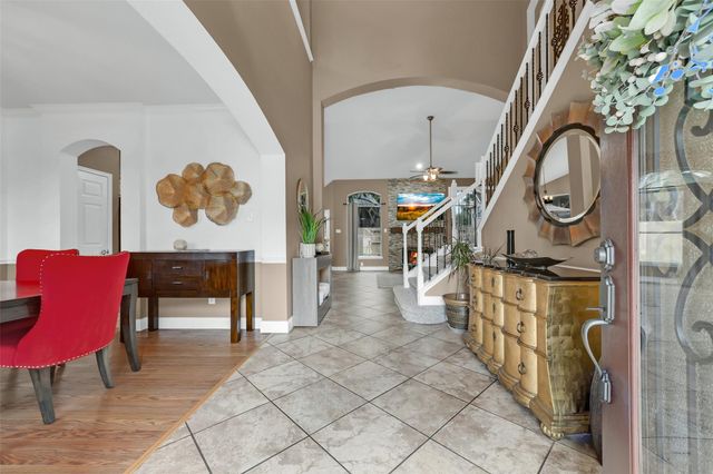 10904 Sycamore Drive N, La Porte, TX 77571
