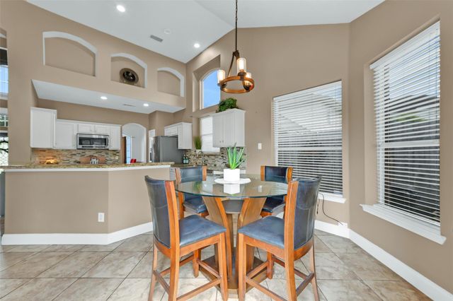 10904 Sycamore Drive N, La Porte, TX 77571