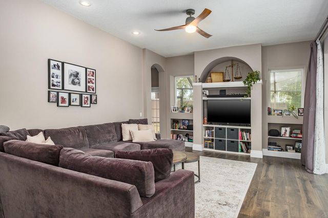 438 EQUINE DRIVE, Tarpon Springs, FL 34688