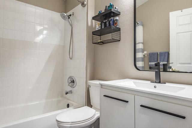 438 EQUINE DRIVE, Tarpon Springs, FL 34688