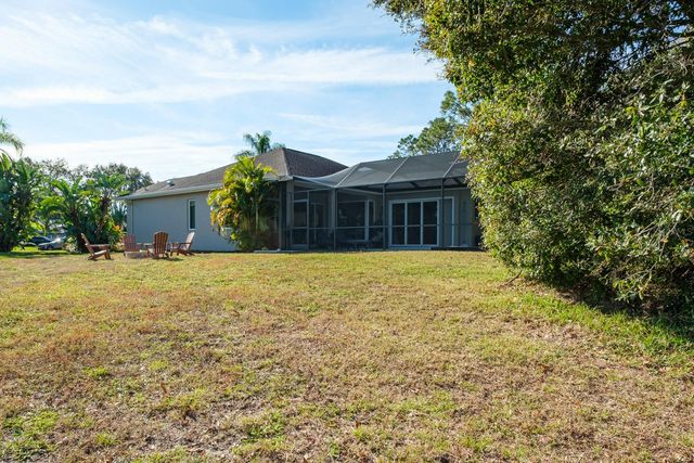 438 EQUINE DRIVE, Tarpon Springs, FL 34688